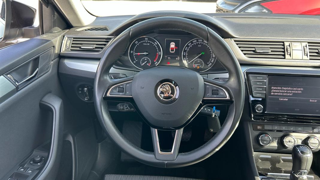 Skoda Superb 2.0 TDI 110KW (150cv) DSG Ambition