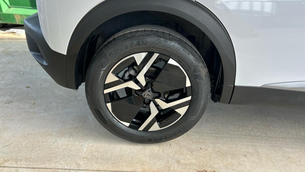 Peugeot 2008 Allure Puretech 130 SS EAT8