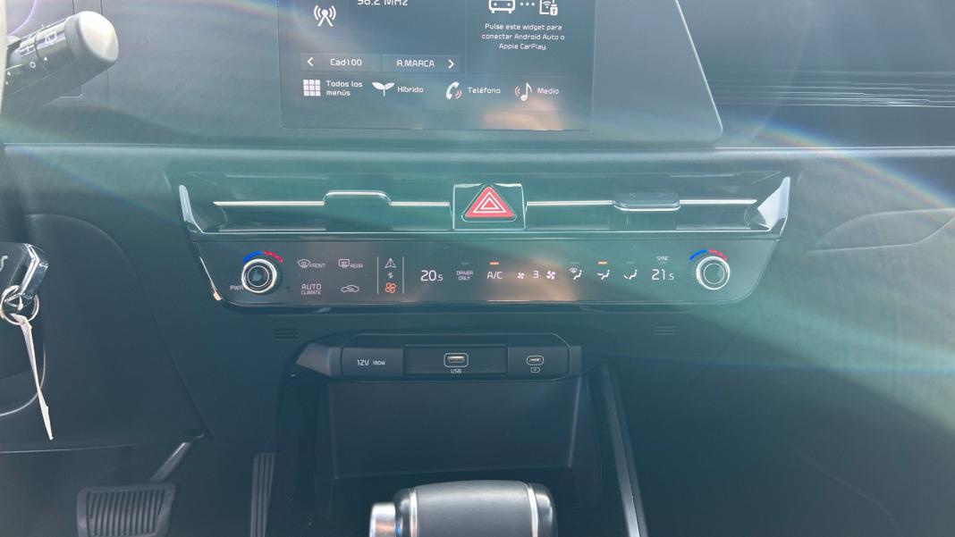 Kia Niro 1.6 GDi HEV 104kW (141CV) Concept