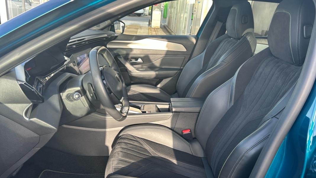 Peugeot 408 408 GT Puretech 130 EAT8