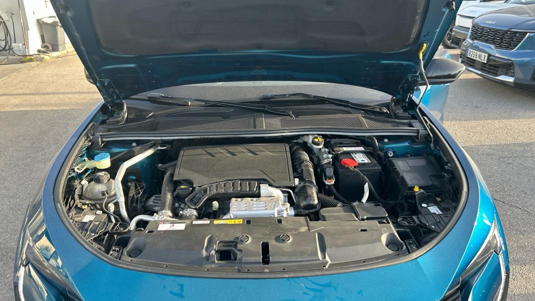 Peugeot 408 408 GT Puretech 130 EAT8