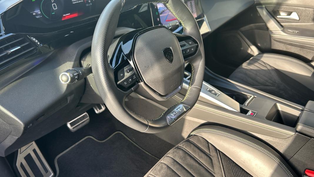 Peugeot 408 408 GT Puretech 130 EAT8