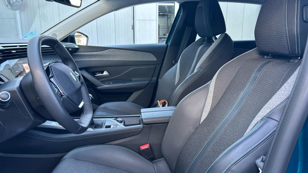 Peugeot 308 5P Allure PureTech 130 SS MAN