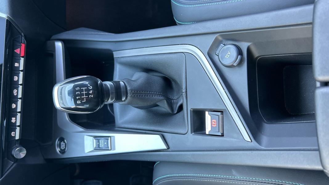 Peugeot 308 5P Allure PureTech 130 SS MAN