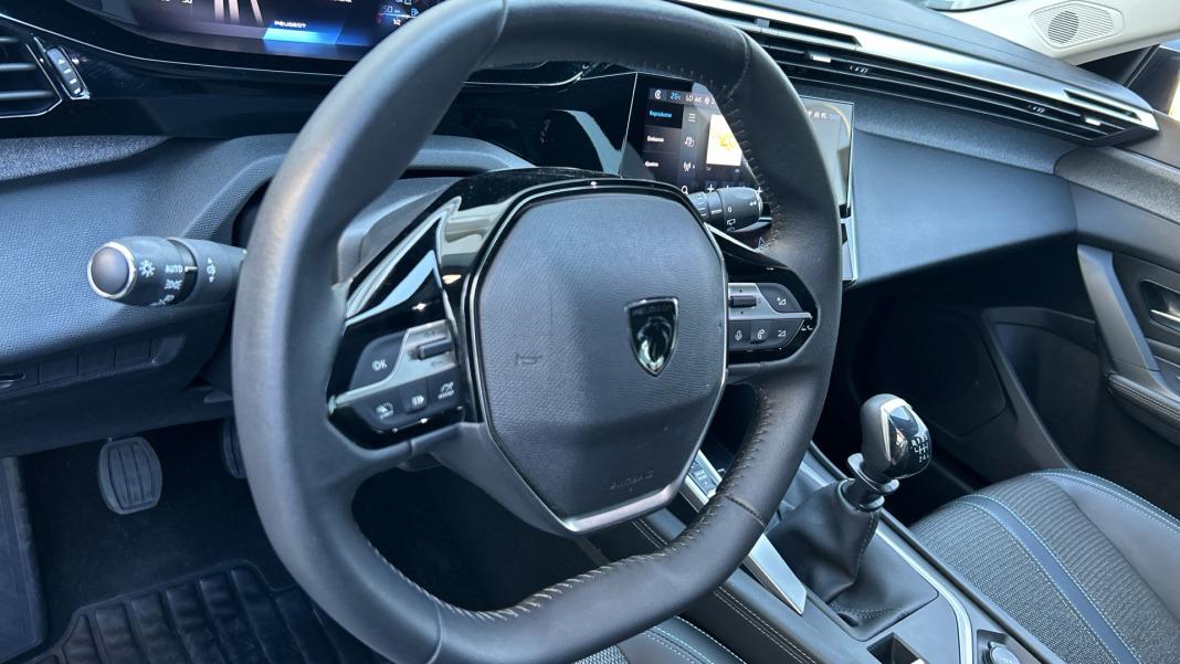 Peugeot 308 5P Allure PureTech 130 SS MAN