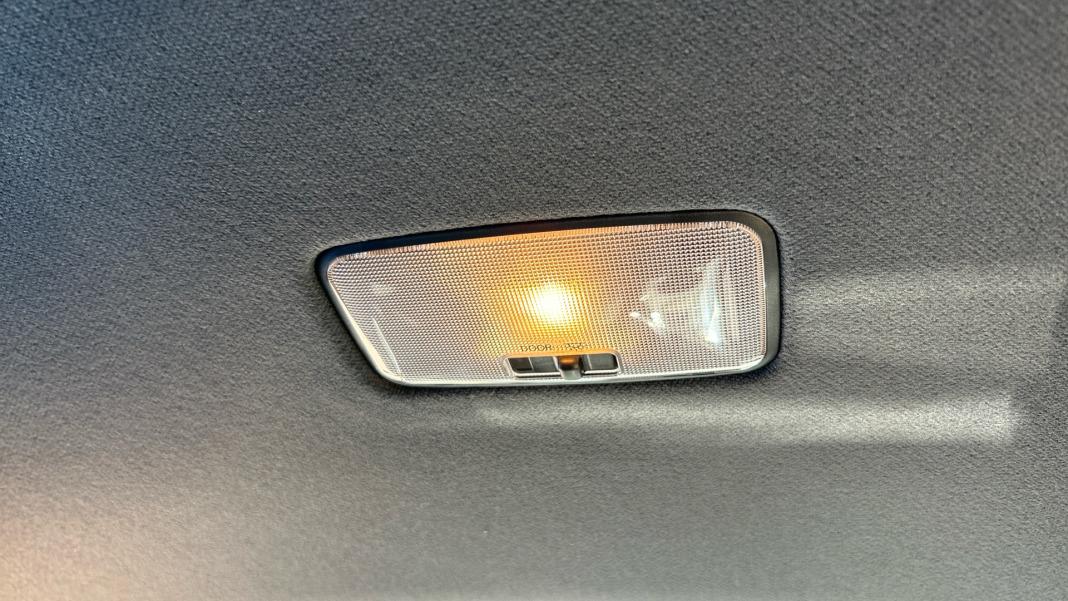 Toyota Corolla 1.8 125H ACTIVE TECH E-CVT