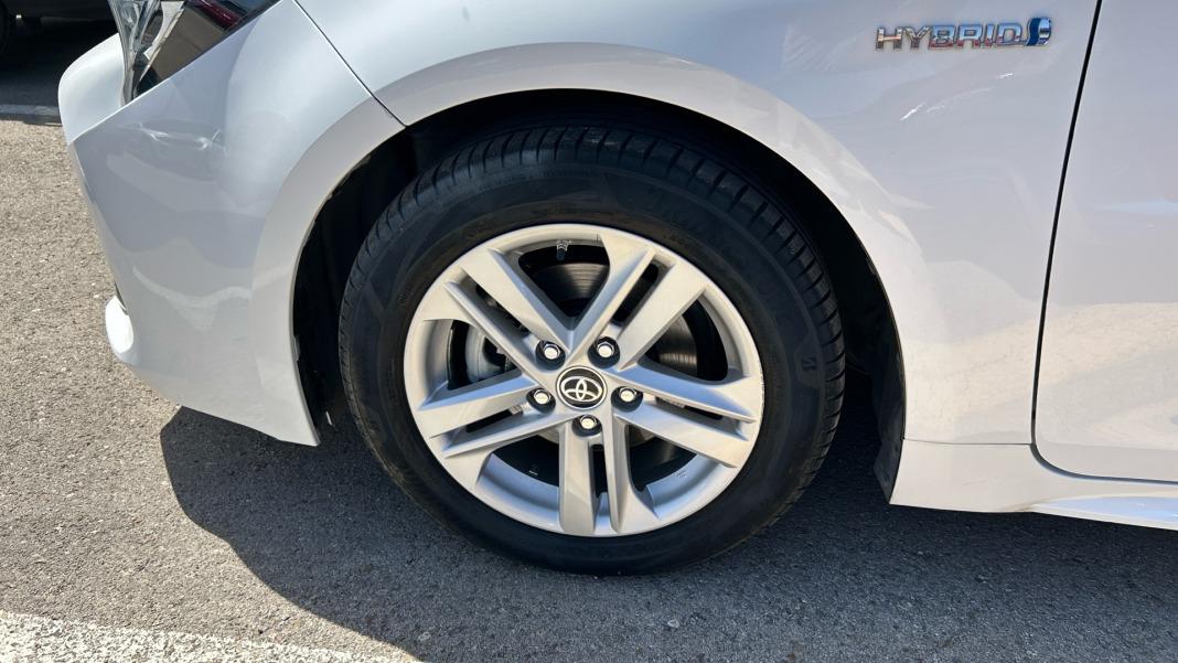 Toyota Corolla 1.8 125H ACTIVE TECH E-CVT