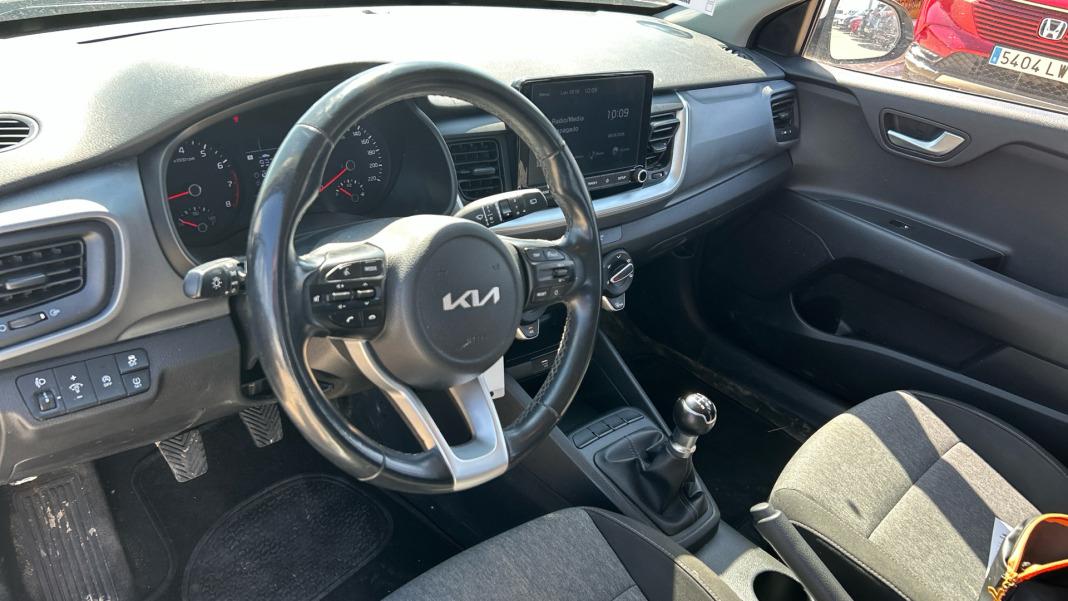 Kia Stonic 1.2 DPi 62kW (84CV) Concept