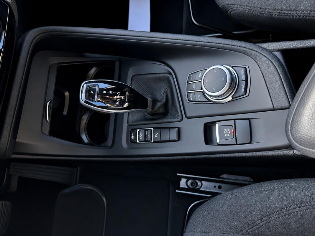 BMW X1 sDrive18dA Corporate