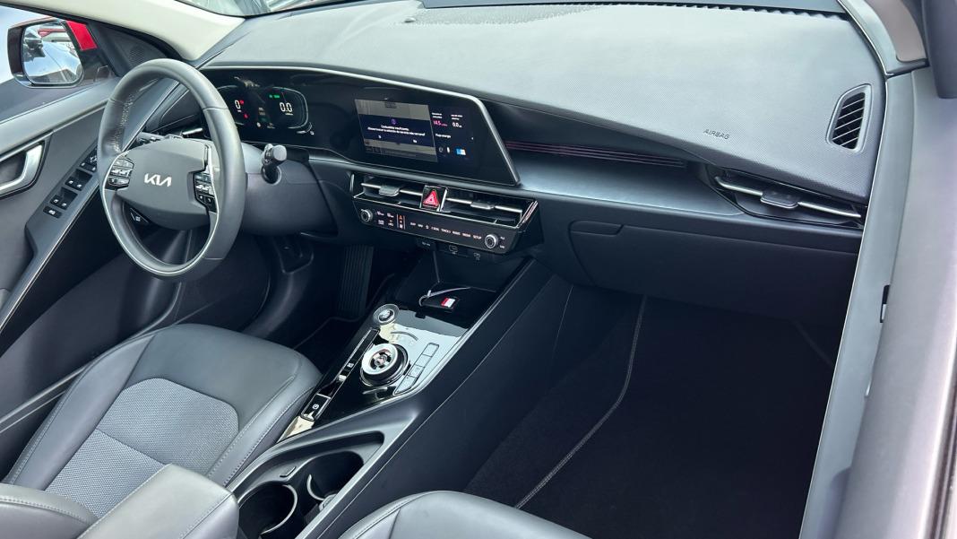 Kia Niro 1.6 GDi HEV 95kW (129CV) Drive