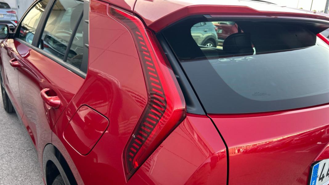 Kia Niro 1.6 GDi HEV 95kW (129CV) Drive