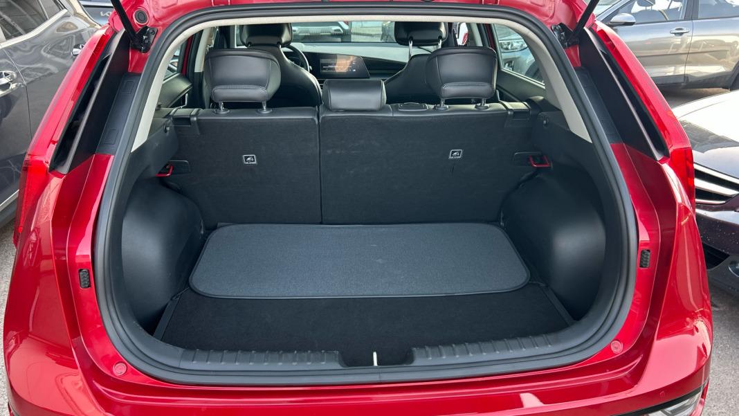 Kia Niro 1.6 GDi HEV 95kW (129CV) Drive