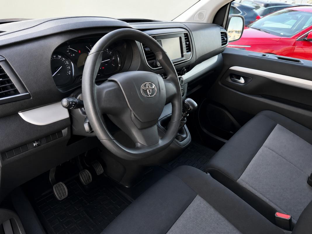Toyota Proace Verso Shuttle L1 2.0D 106kW (145CV) 6MT VX 9p