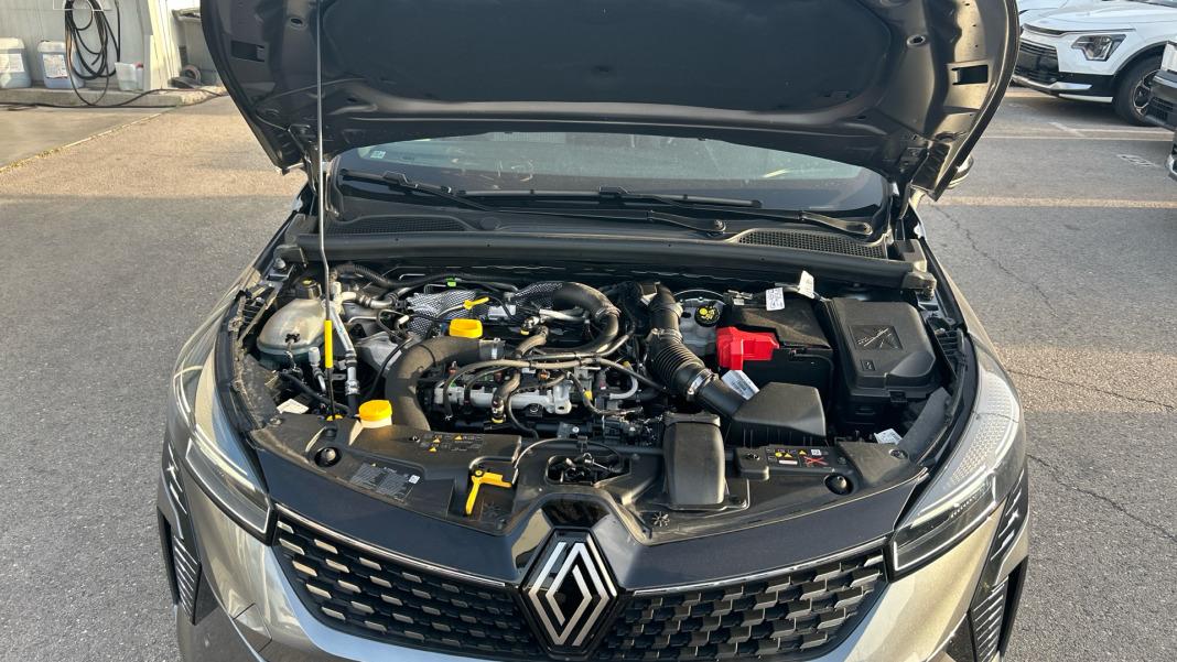 Renault Clio techno Eco-G 100cv (74kW)