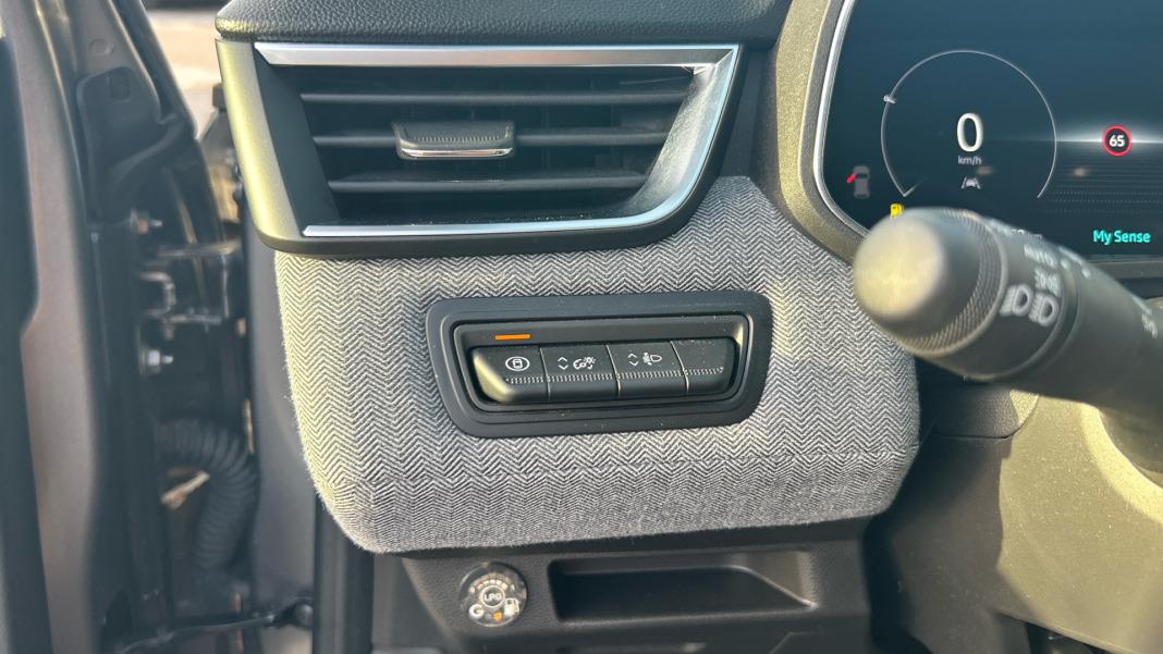 Renault Clio techno Eco-G 100cv (74kW)