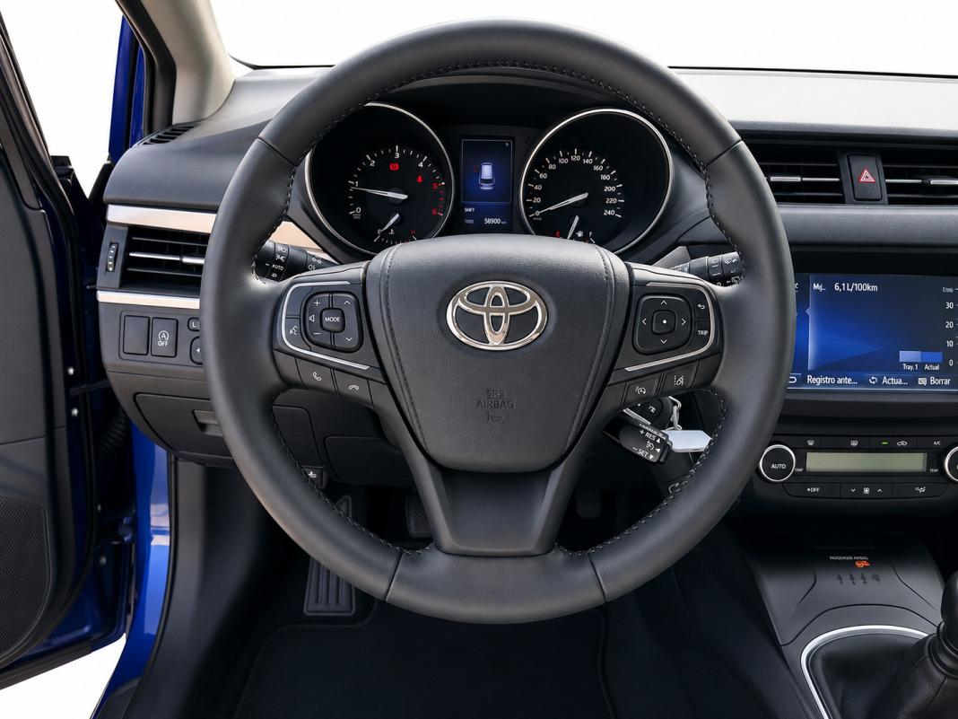 Toyota Avensis 2.0 150D ADVANCE TS