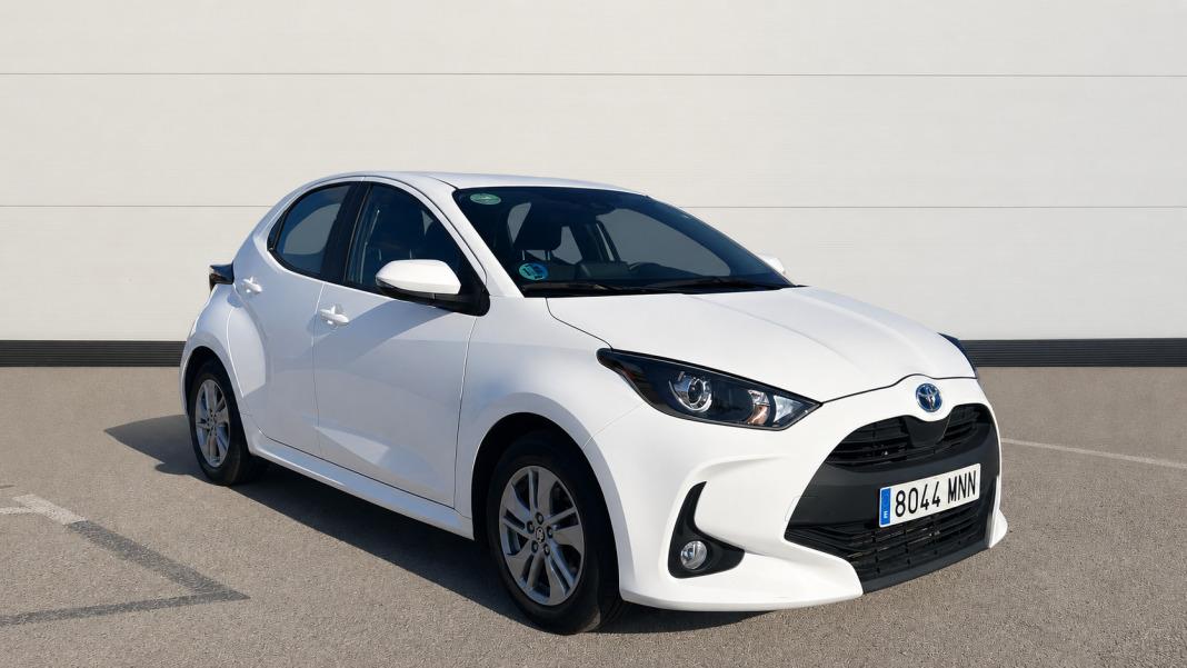 Toyota Yaris 1.5 120H Business Plus
