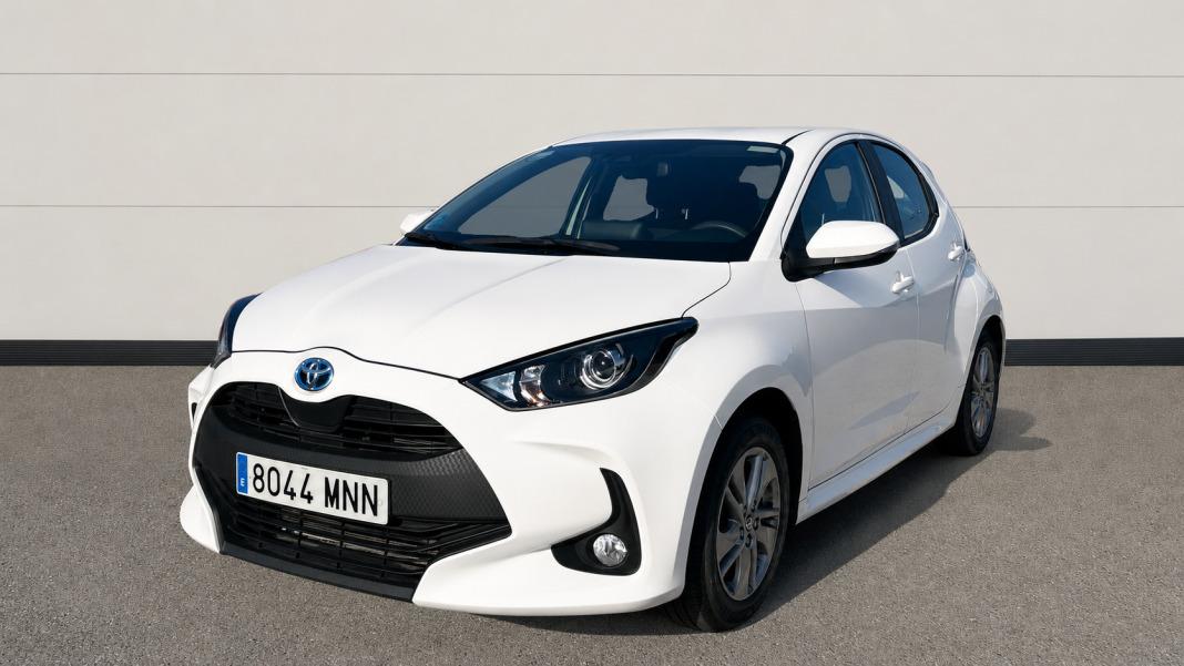 Toyota Yaris 1.5 120H Business Plus