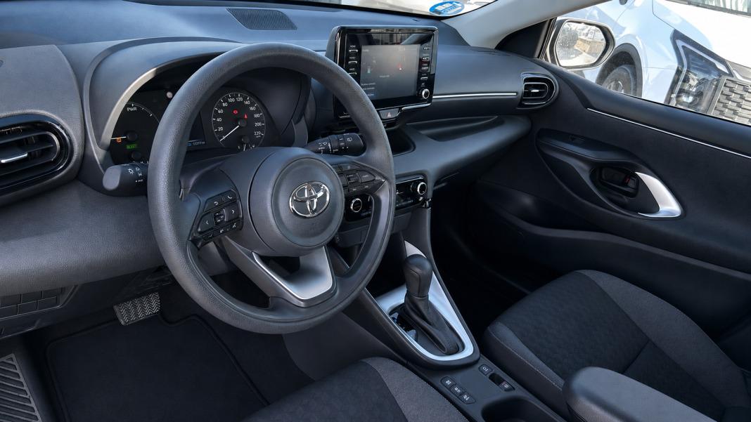 Toyota Yaris 1.5 120H Business Plus