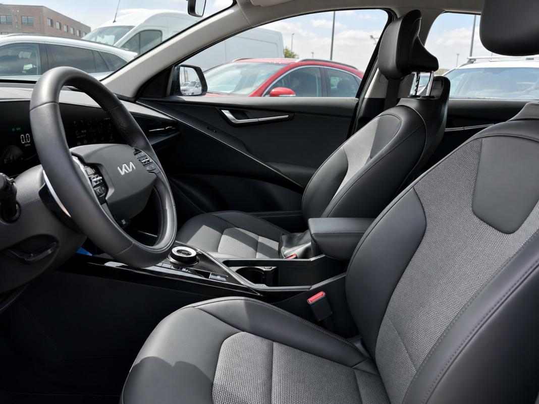 Kia Niro 1.6 GDi HEV 104kW (141CV) Drive