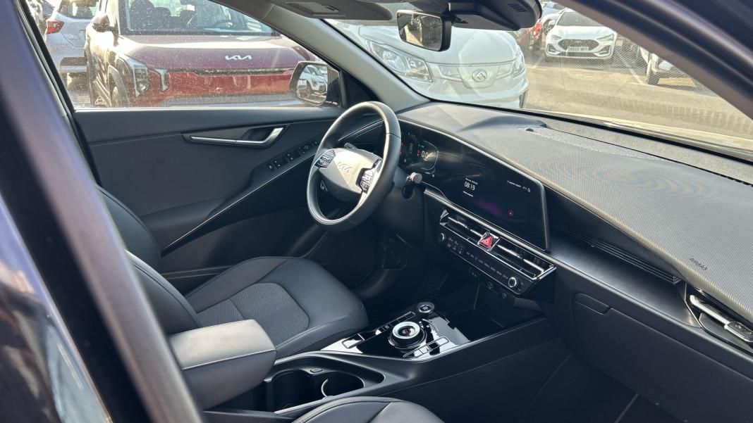 Kia Niro 1.6 GDi HEV 95kW (129CV) Drive