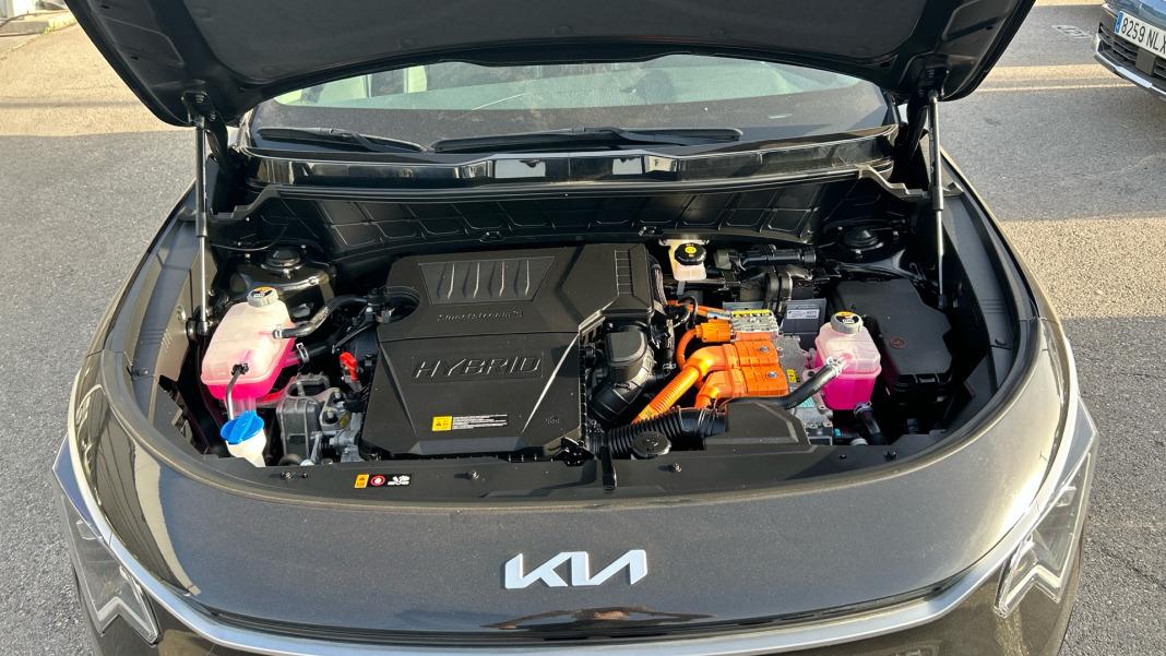 Kia Niro 1.6 GDi HEV 95kW (129CV) Drive