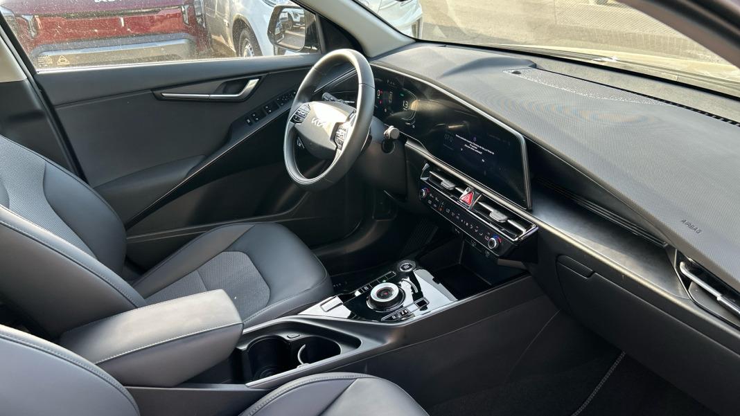 Kia Niro 1.6 GDi HEV 95kW (129CV) Drive