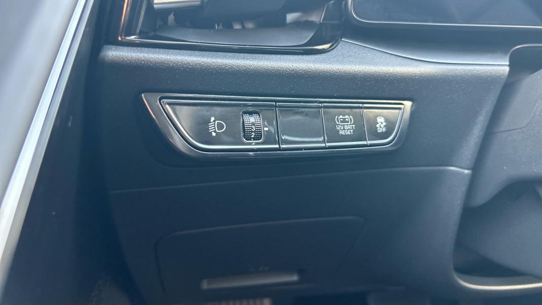 Kia Niro 1.6 GDi HEV 95kW (129CV) Drive