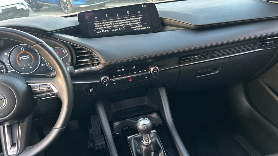 Mazda Mazda3 2.5L E-SKY G MHEV 103kW Centre-line