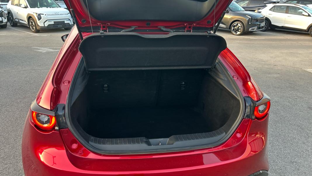 Mazda Mazda3 2.5L E-SKY G MHEV 103kW Centre-line