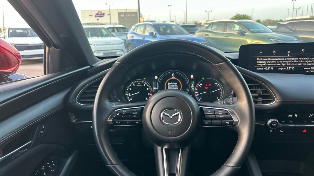 Mazda Mazda3 2.5L E-SKY G MHEV 103kW Centre-line
