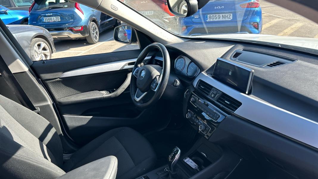 BMW X1 sDrive18dA Corporate