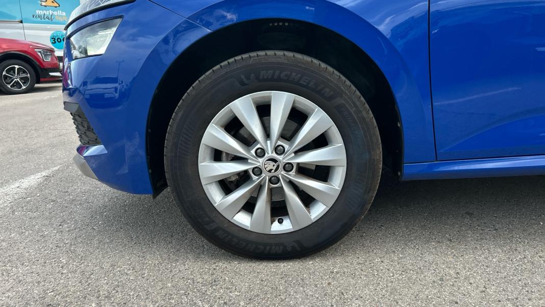 Skoda Kamiq 1.0 TSI 70kW (95CV) Emotion