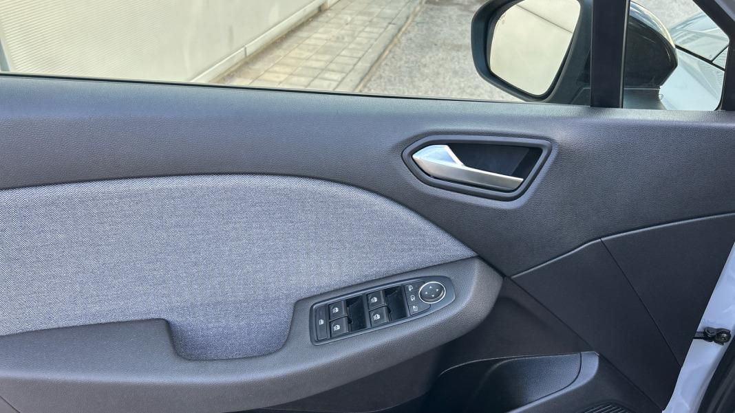Renault Clio Techno TCe 90 (67kw)