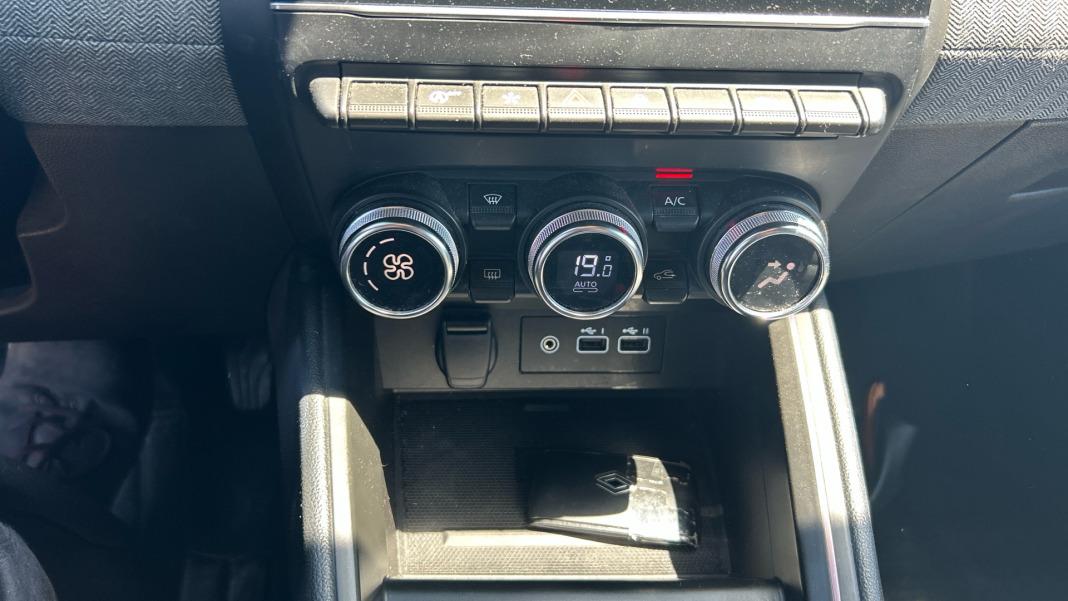 Renault Clio Techno TCe 90 (67kw)