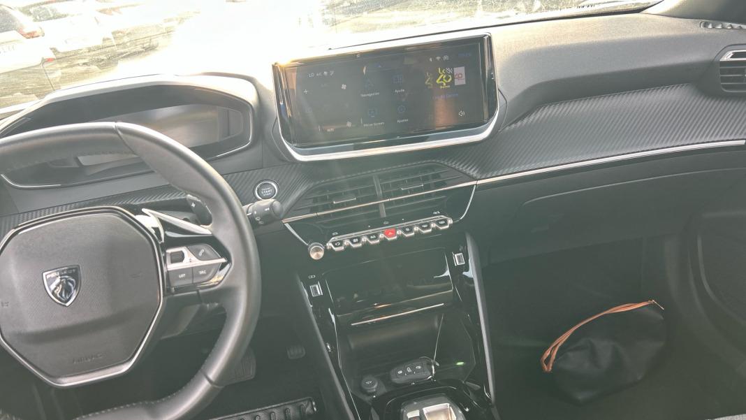 Peugeot 2008 N Allure Hybrid 145 eDCS6