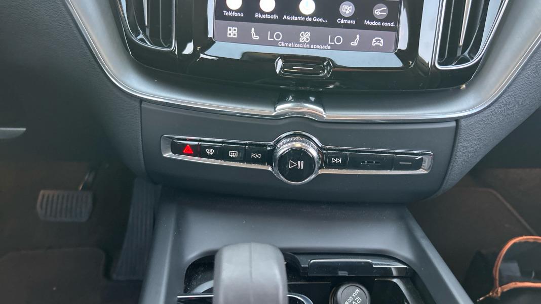 Volvo Xc60 2.0 B4 G Momentum Pro Auto
