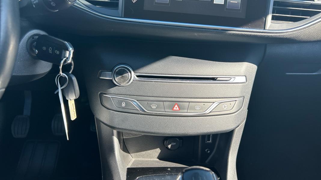 Peugeot 308 5p Active 1.6 BlueHDi 100 FAP