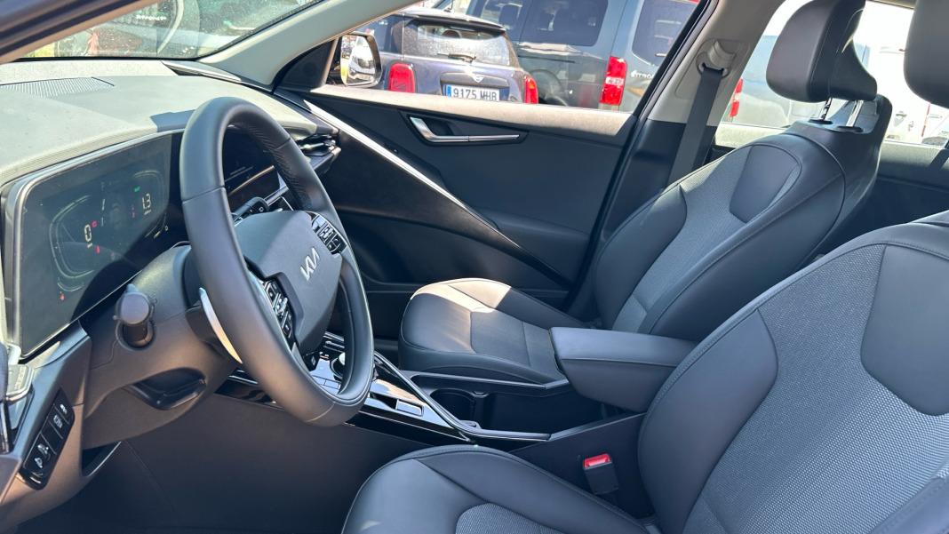 Kia Niro 1.6 GDi HEV 104kW (141CV) Drive