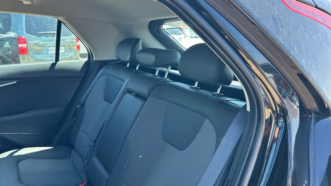 Kia Niro 1.6 GDi HEV 104kW (141CV) Drive