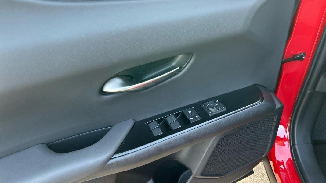 Lexus Ux 2.0 250h Premium