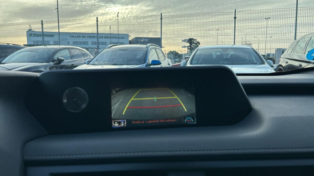 Lexus Ux 2.0 250h Premium