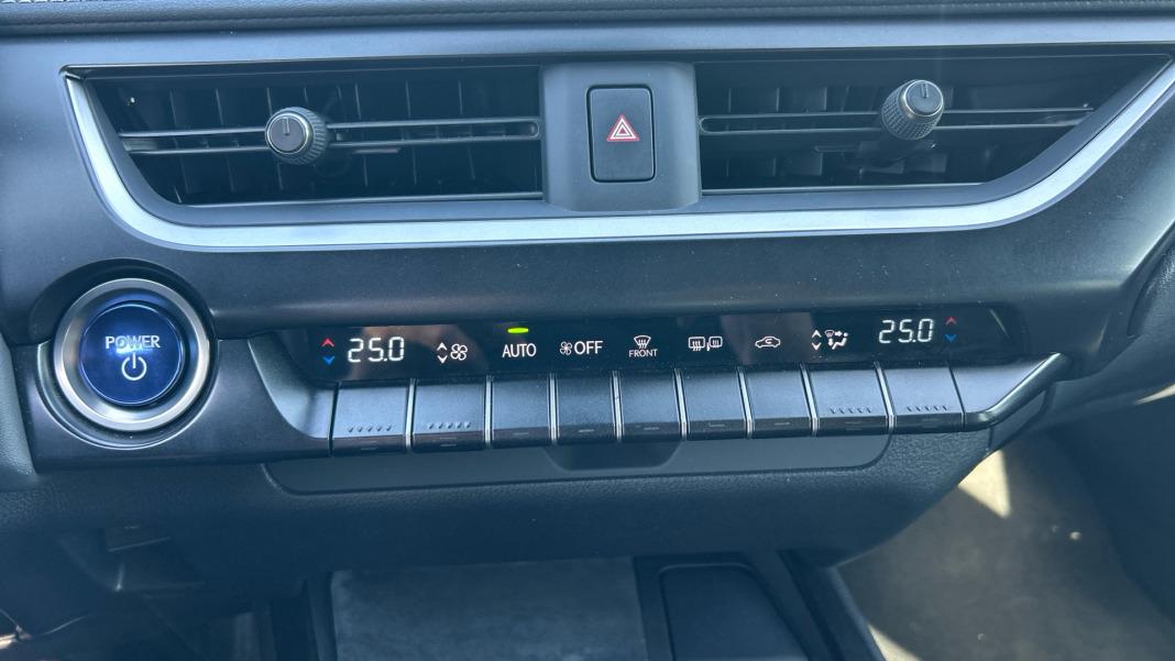 Lexus Ux 2.0 250h Premium