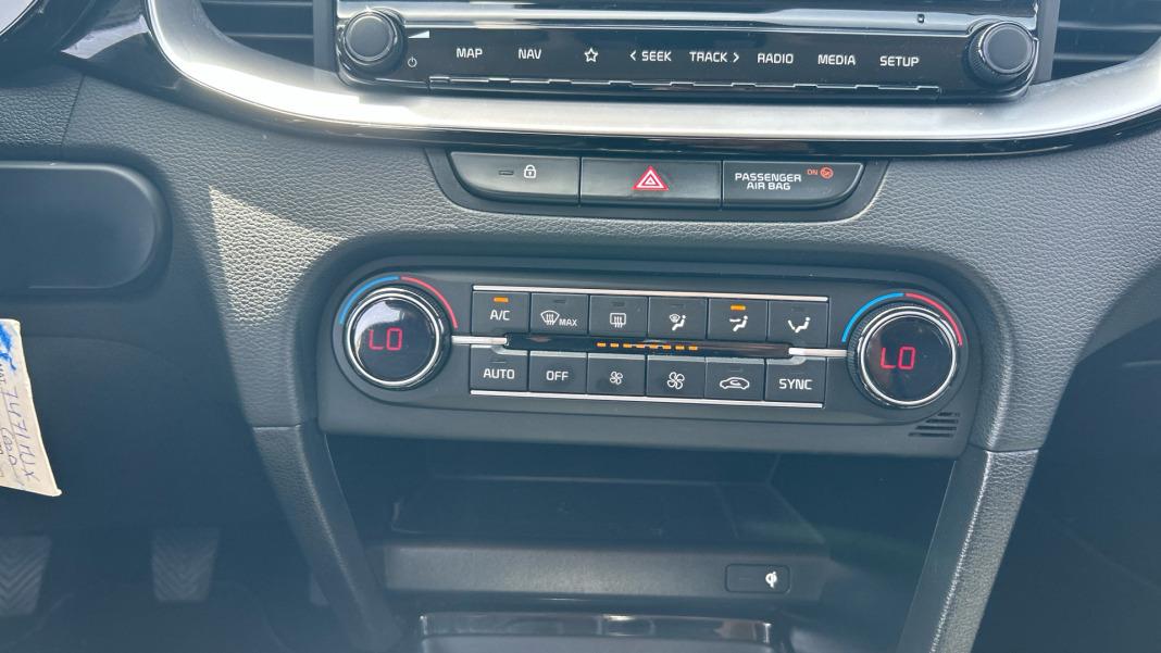 Kia Ceed 1.6 MHEV iMT 100kW (136CV) Tech