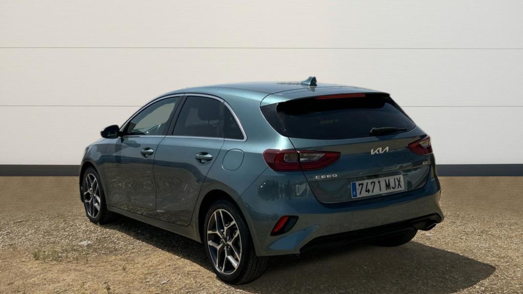 Kia Ceed 1.6 MHEV iMT 100kW (136CV) Tech