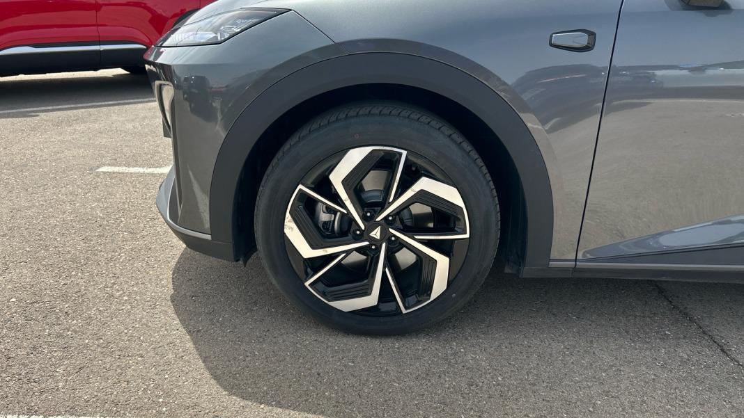 CHANGAN Deepal S07 -