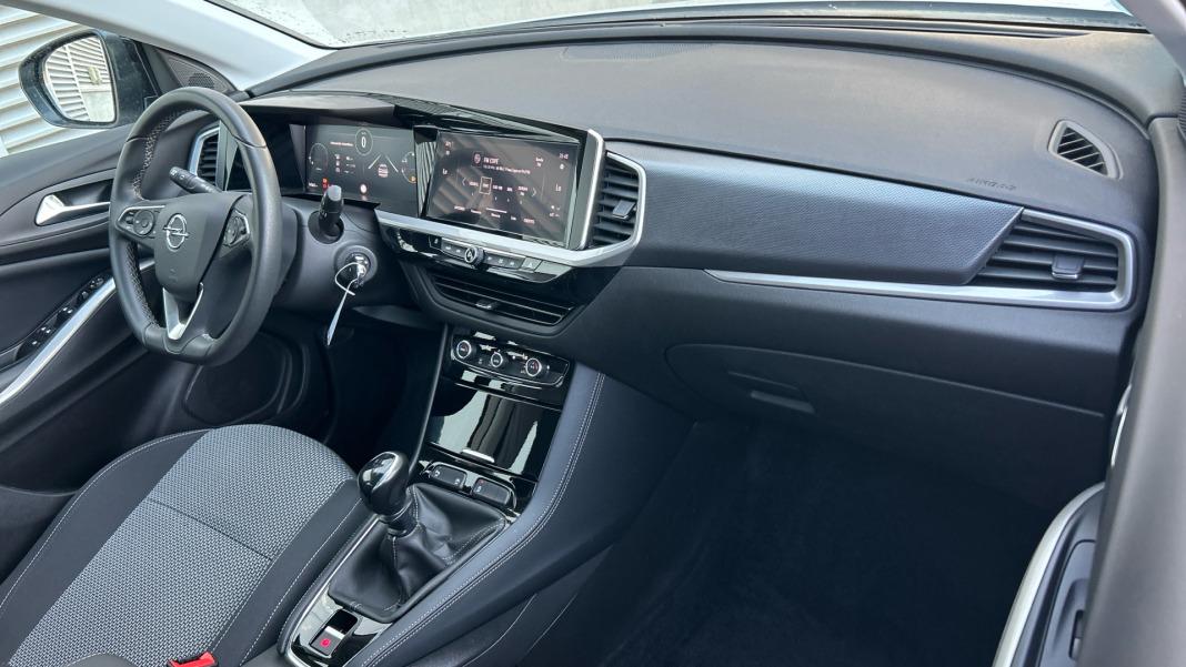Opel Grandland 1.2 XHT Design  Tech