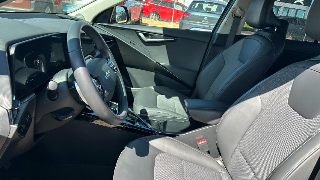 Kia Niro 1.6 GDi HEV 104kW (141CV) Drive