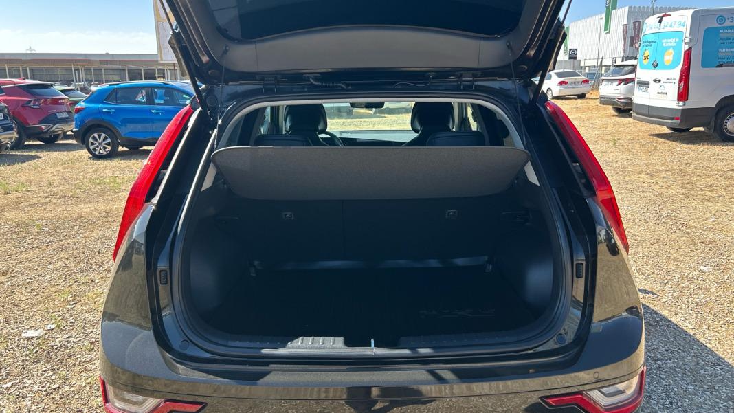 Kia Niro 1.6 GDi HEV 104kW (141CV) Drive