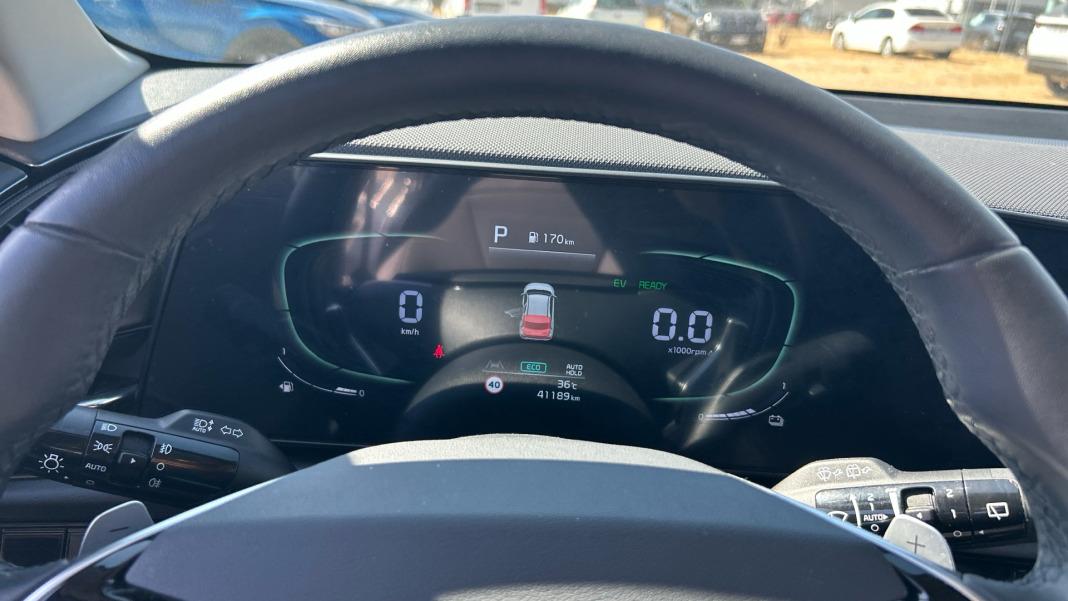 Kia Niro 1.6 GDi HEV 104kW (141CV) Drive